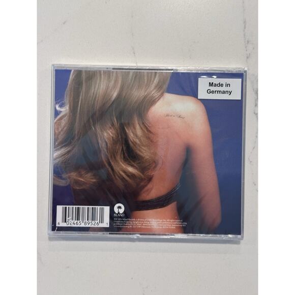 Sabrina Carpenter KISS On Front Short N’ Sweet Signed Photo And Signed Card - #5 - Picture 8 of 9